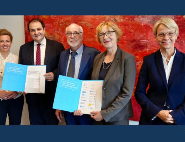 Beitragsbild Taskforce KI im Bildungswesen überreicht Empfehlungen